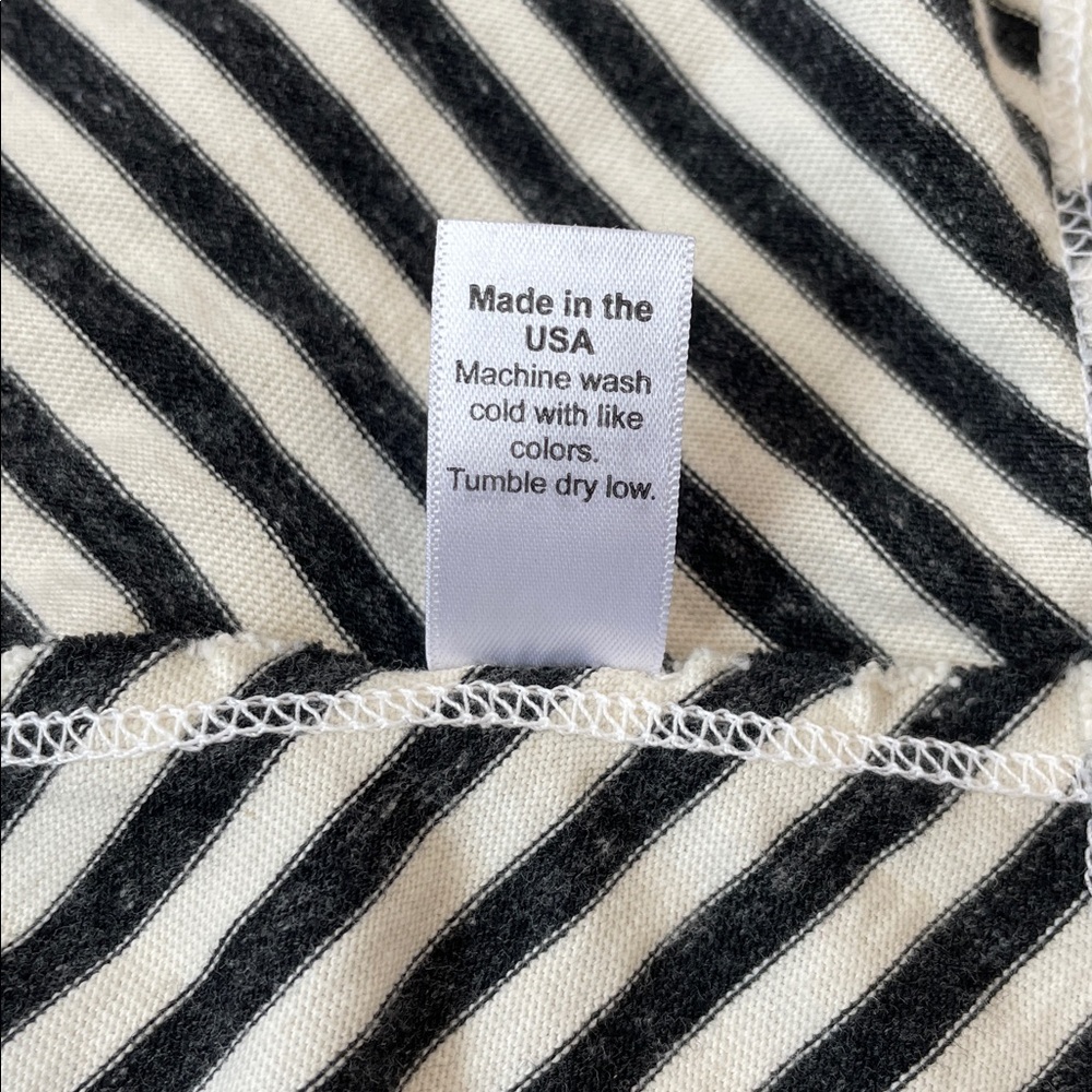 NWOT Michael Stars Cream & Black Striped V-Neck Tank.  OS - Picture 5 of 5